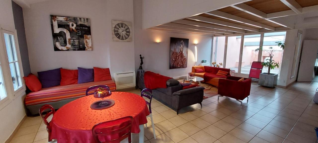 Le Loft De La Robine 110M2 Apartment นาร์บอนน์ ภายนอก รูปภาพ
